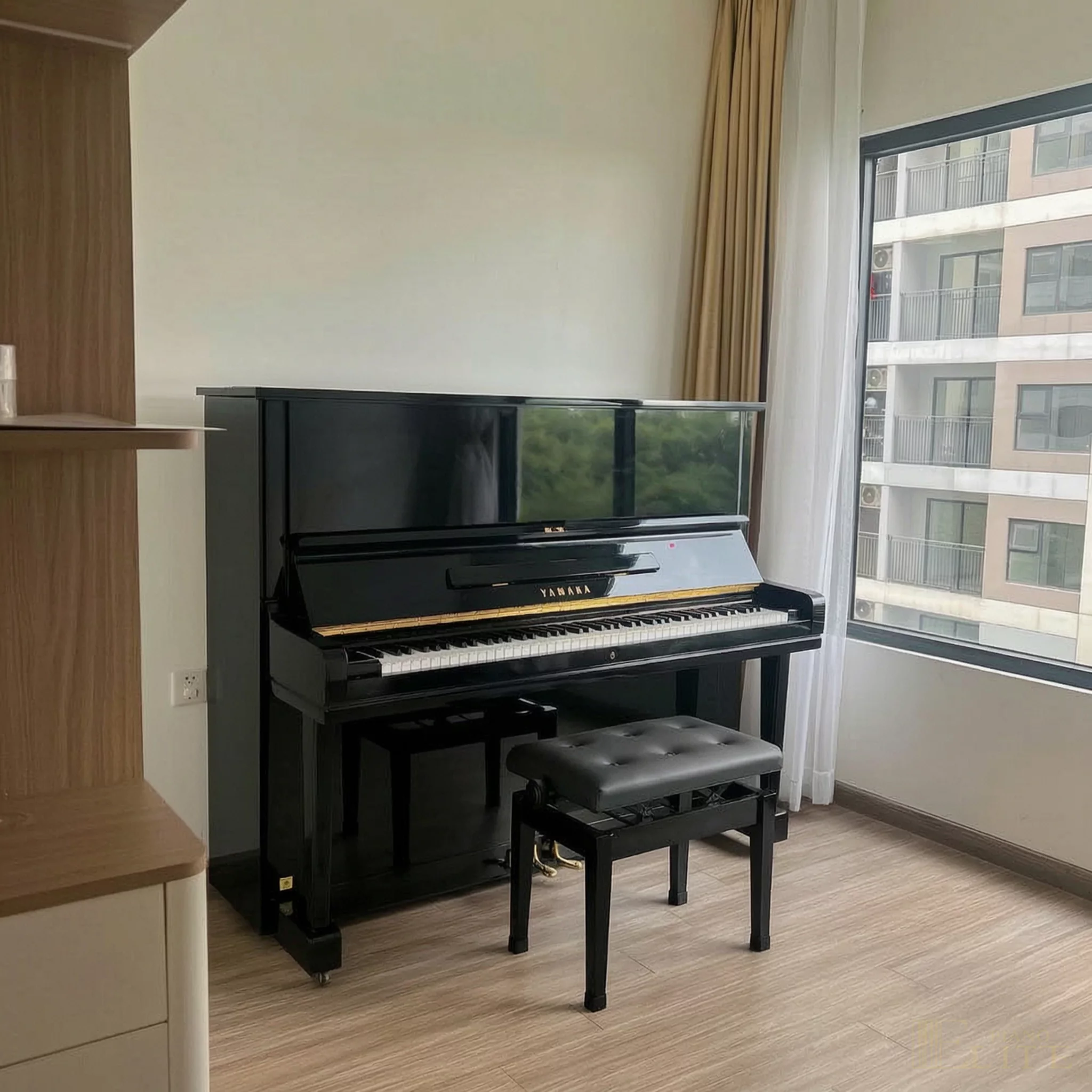 Yamaha U3E - Hình ảnh đàn Yamaha U3E