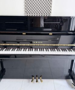Yamaha B121SD