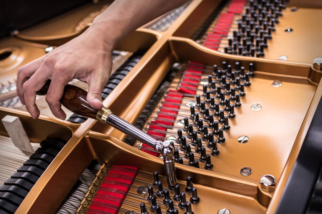 Bảo Dưỡng Và Chăm Sóc Piano Pearl River Đúng Cách