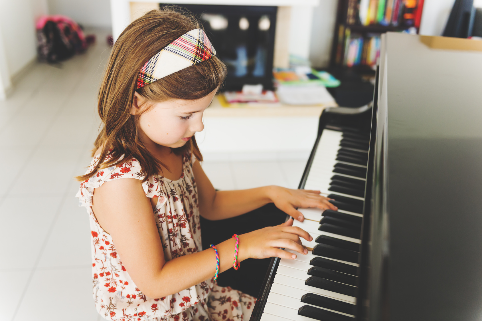 Piano Điện Cho Trẻ Em: Chọn Đàn Phù Hợp Theo Độ Tuổi