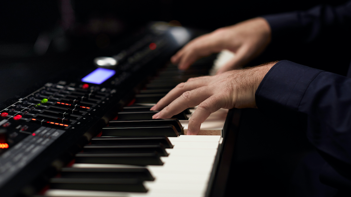 Piano Điện Cho Biểu Diễn Sân Khấu Chuyên Nghiệp