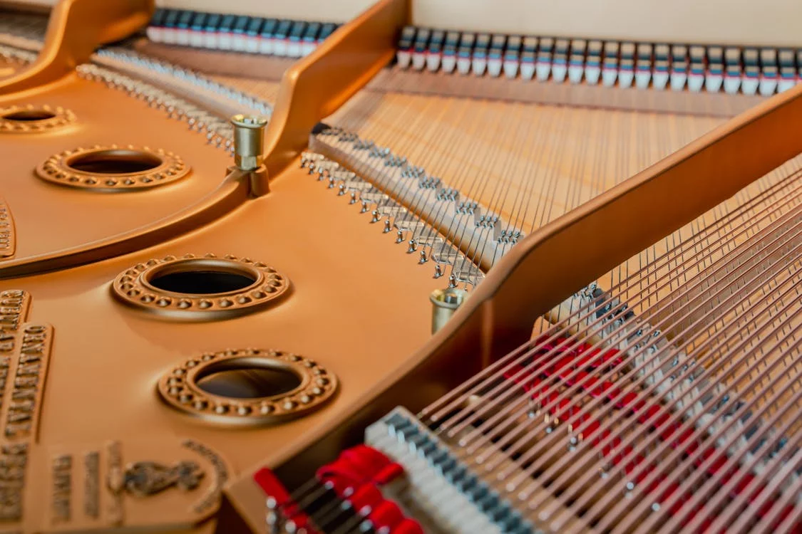 Cấu trúc bên trong đàn piano upright