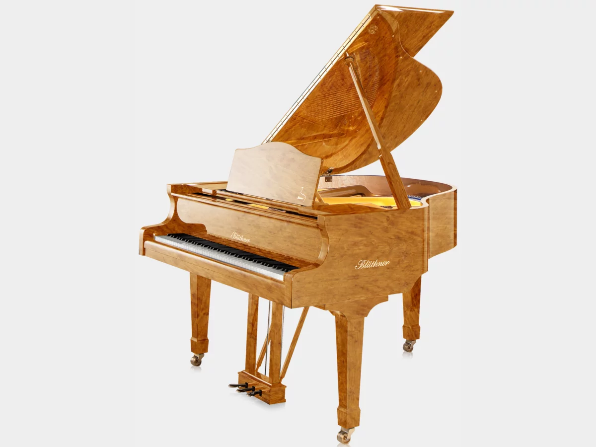 Không gian trưng bày Blüthner Model 11 tại showroom Nah Music