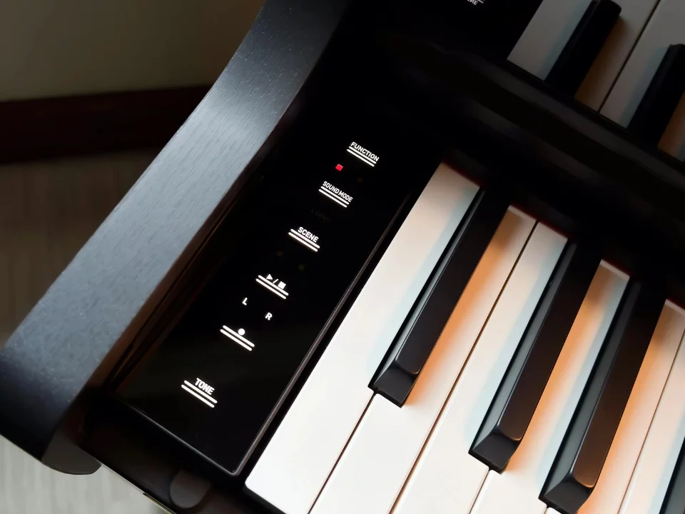 Casio AP-750 Black (BK)