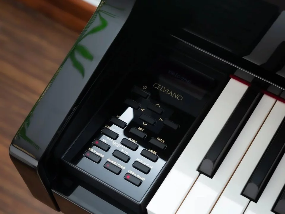 CASIO GP-510 – Ghế đàn và phụ kiện đi kèm