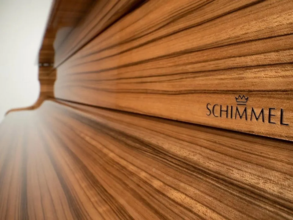 Schimmel Classic C169 Paldao – Ghế đàn và phụ kiện đi kèm