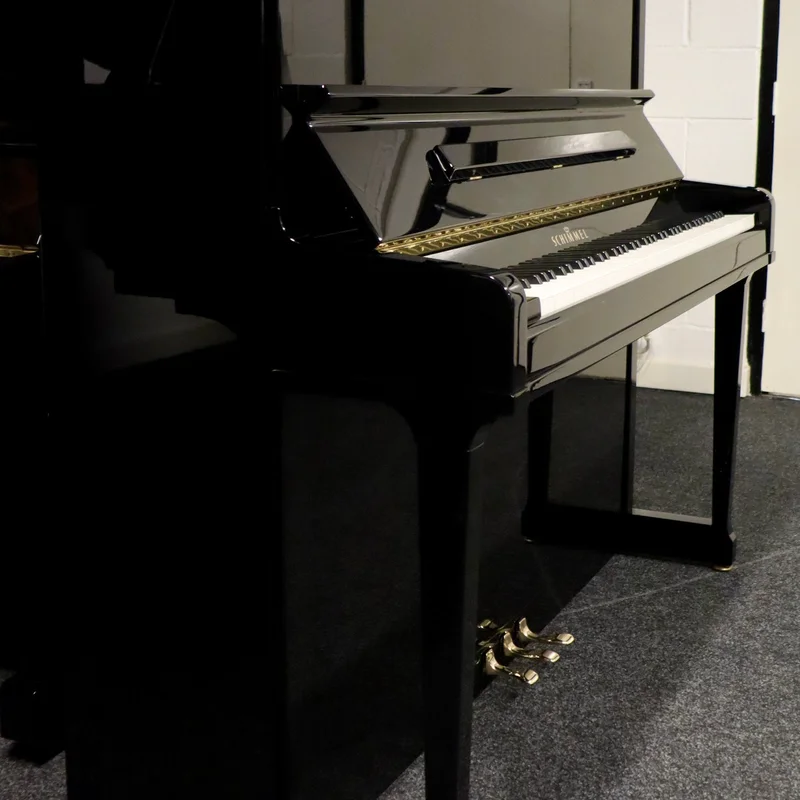 Review Schimmel Classic C189 Tradition (Ebony High Gloss) – Hình ảnh thực tế tại showroom Nah Music