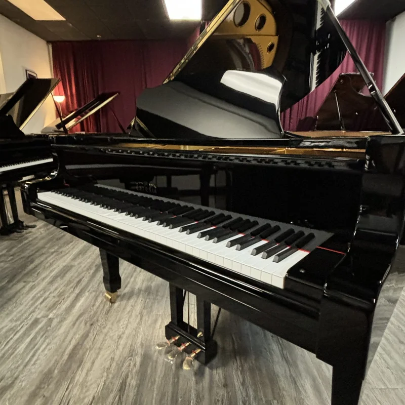Estonia L210 Polish Ebony – Toàn cảnh thiết kế tại Nah Music