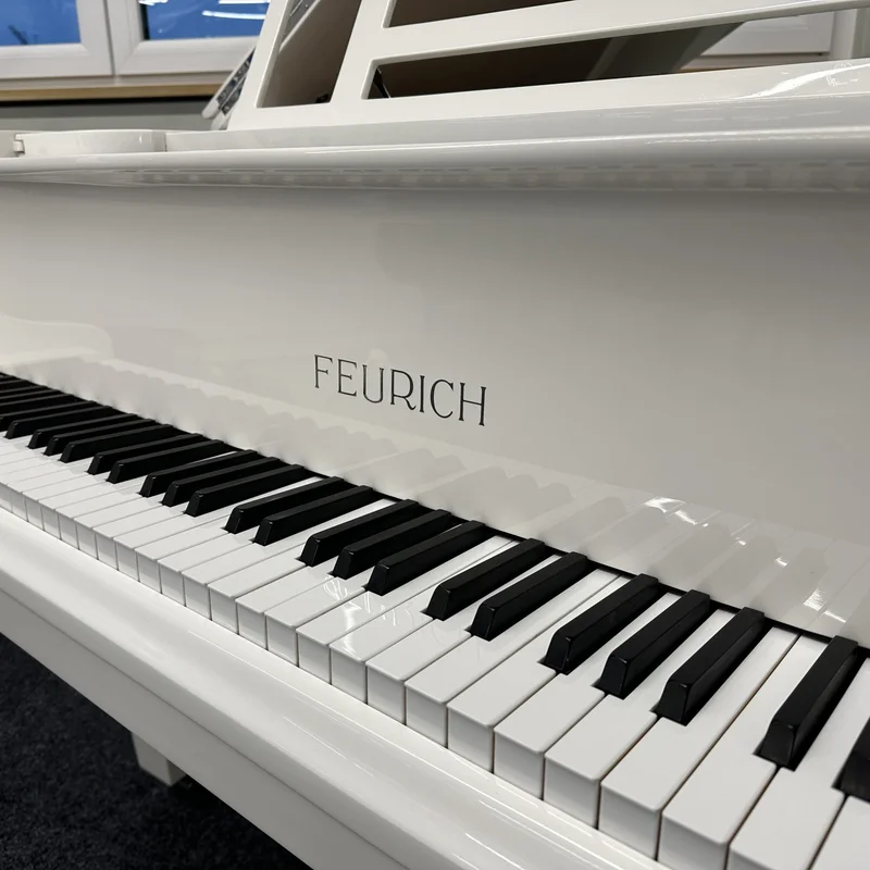 FEURICH 179 - "DYNAMIC II" (White Polish & Brass) - Nah Music