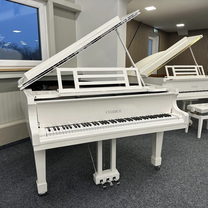 FEURICH 179 - "DYNAMIC II" (White Polish & Brass) - Nah Music