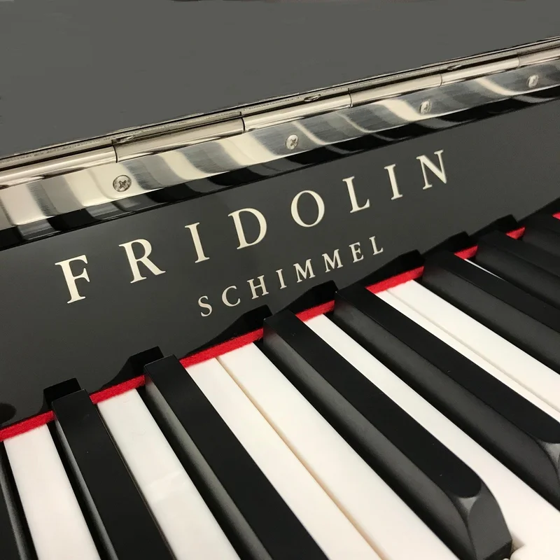 Fridolin Schimmel F130 Tradition (Ebony High Gloss)