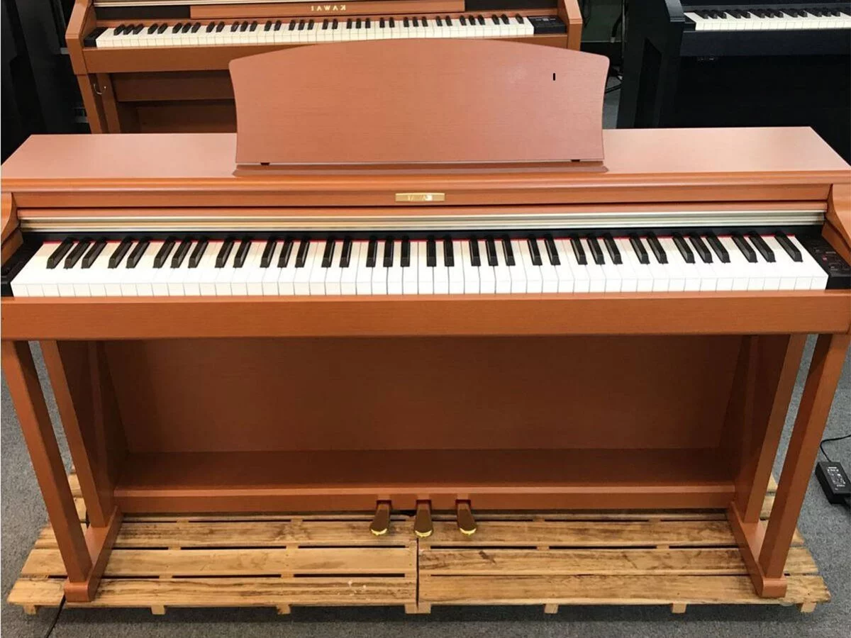 KAWAI CN28 C