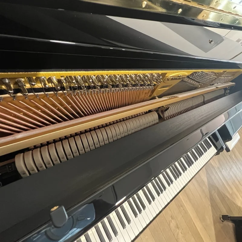 Đàn piano Schimmel Konzert K132 Tradition (Mahogany Polish) – Chi tiết bàn phím