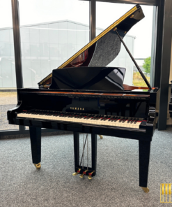 YAMAHA C3X (USED)