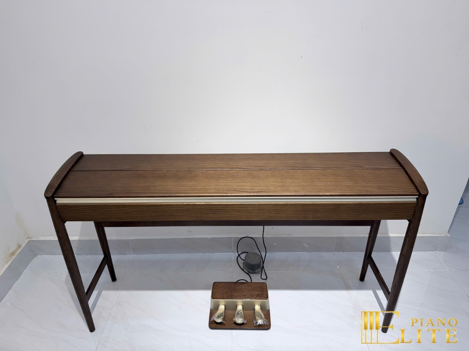 ROLAND KF-10 MB (used)