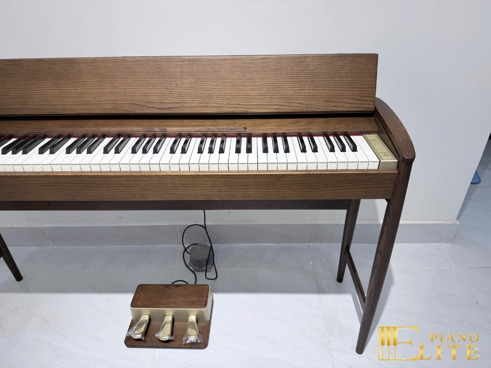 ROLAND KF-10 MB (used)