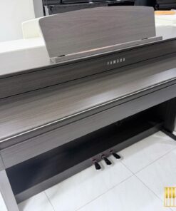 YAMAHA CLP-645 DW