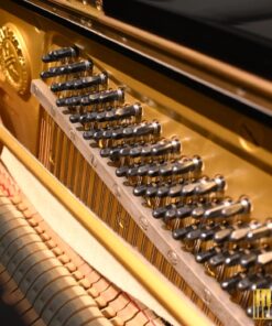 YAMAHA U1E