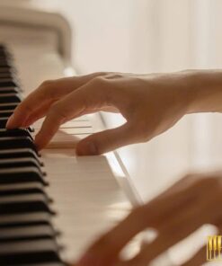 YAMAHA CLP-845 WH