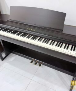 KAWAI CN39 R