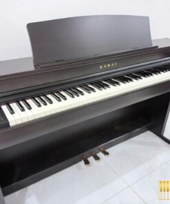 KAWAI CN39 R