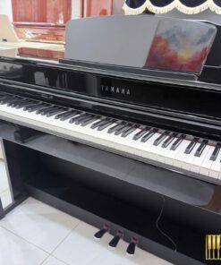 YAMAHA CLP-635 PE