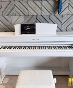 YAMAHA SCLP-7450 WH (USED)