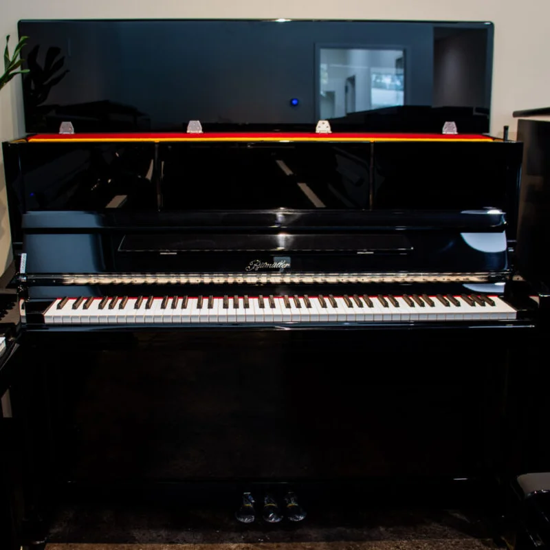 Ritmuller UHX121 – Toàn cảnh thiết kế tại Nah Music