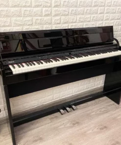 ROLAND DP-990 PE
