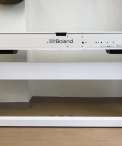 ROLAND F-140 WH (USED)