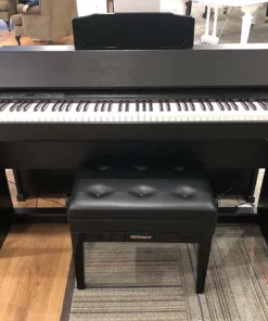 ROLAND F-140 B (NEW)
