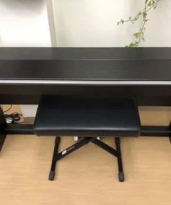 ROLAND F-140 B (NEW)