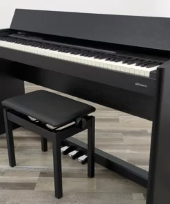 ROLAND F701 CB (USED)