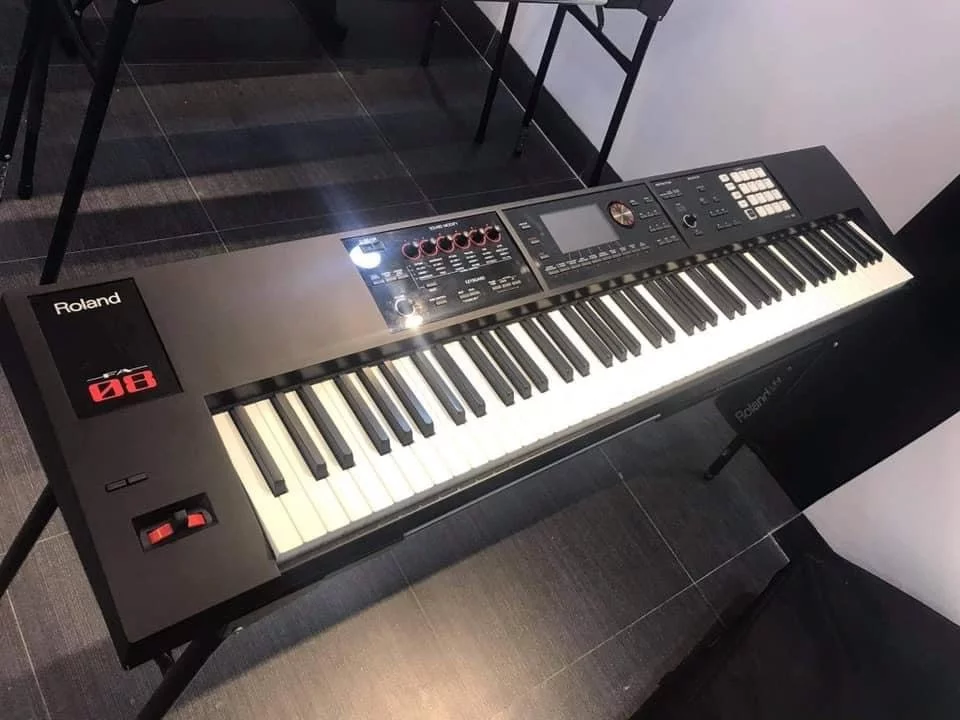 ROLAND FA-08 – Toàn cảnh thiết kế tại Nah Music