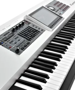 ROLAND FANTOM G8