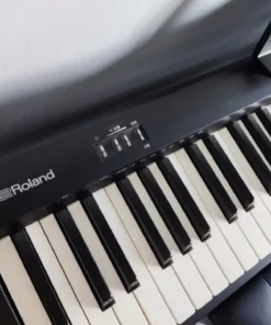 ROLAND FP-18