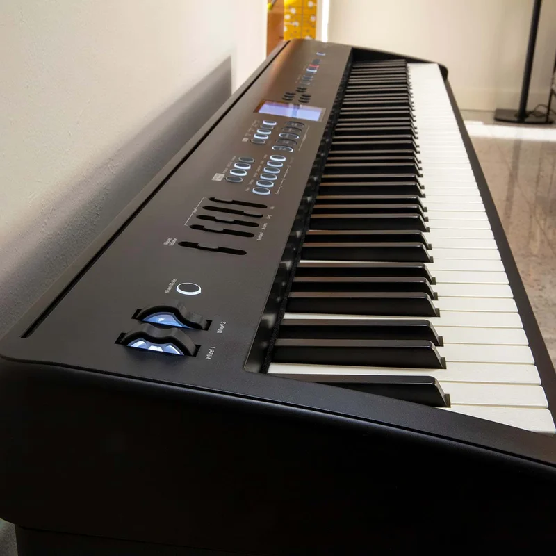 Review ROLAND FP-50 – Hình ảnh thực tế tại showroom Nah Music