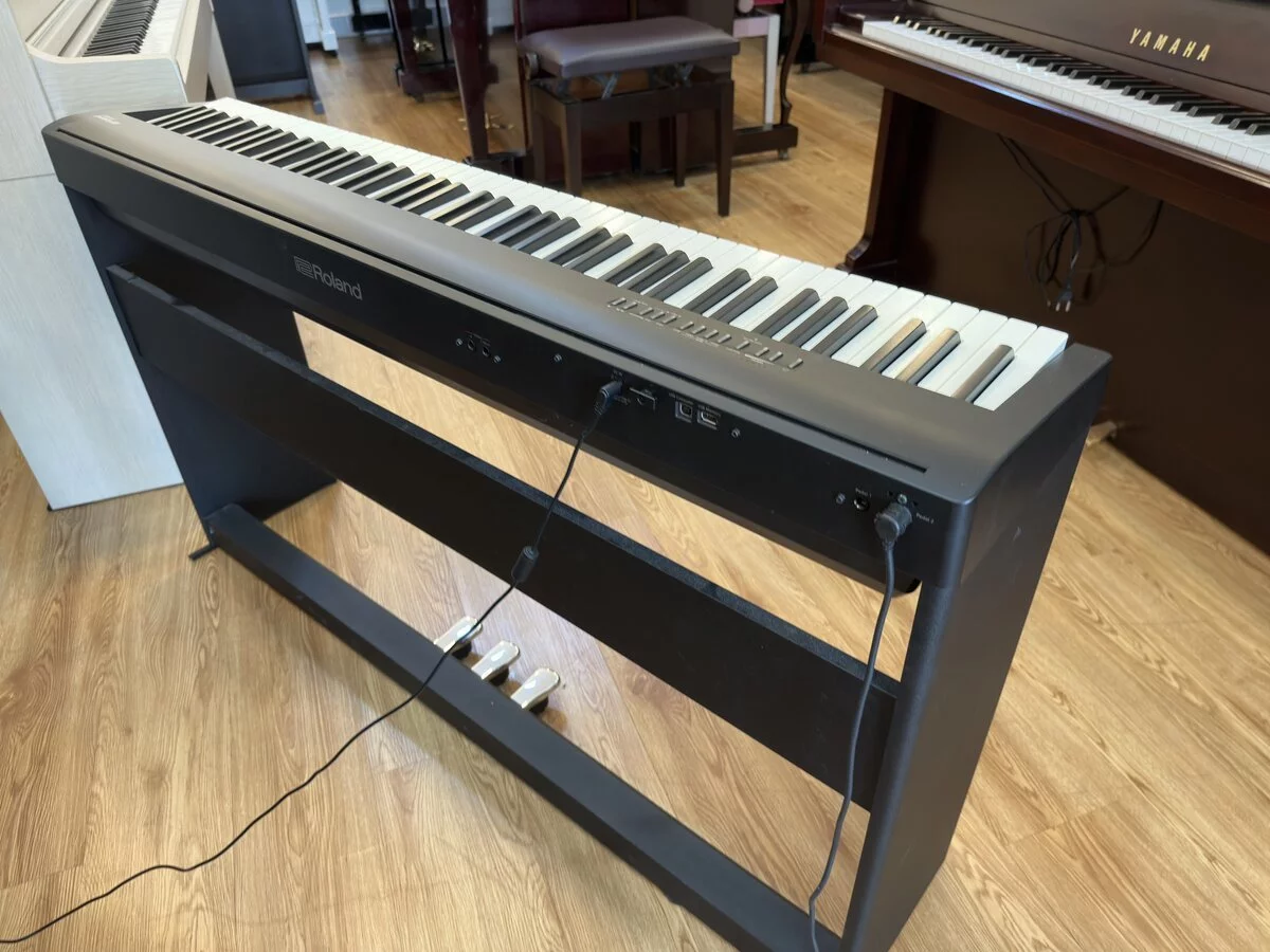 ROLAND FP-30X BK