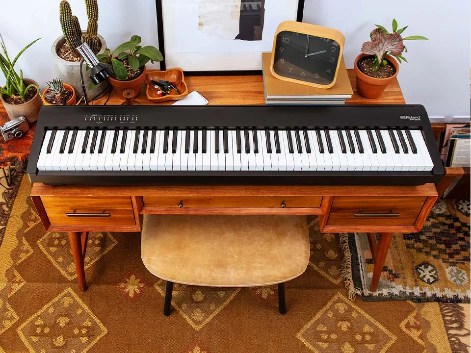 ROLAND FP-30X BK