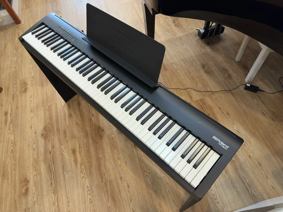 ROLAND FP-30X BK