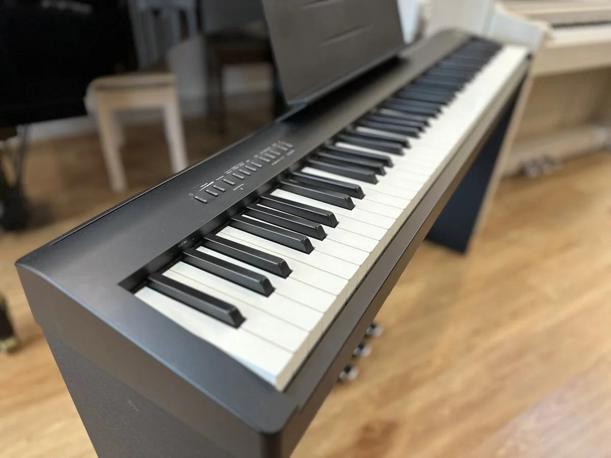 ROLAND FP-30X BK