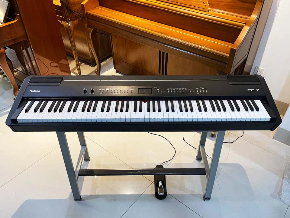 ROLAND FP-7 BLK - Nah Music