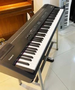 ROLAND FP-7 BLK