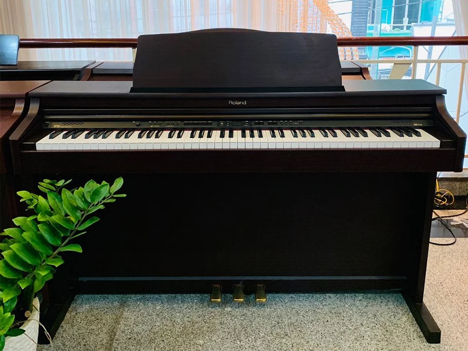 Đàn piano Roland ROLAND HP-203 RW – Chi tiết bàn phím