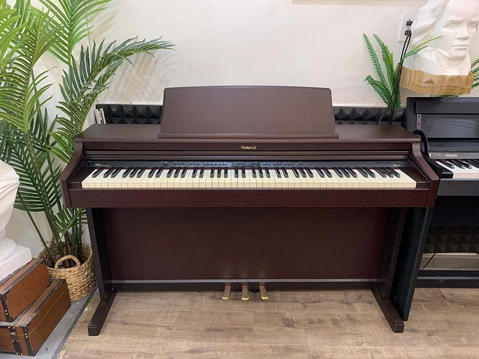 ROLAND HP-205 MH