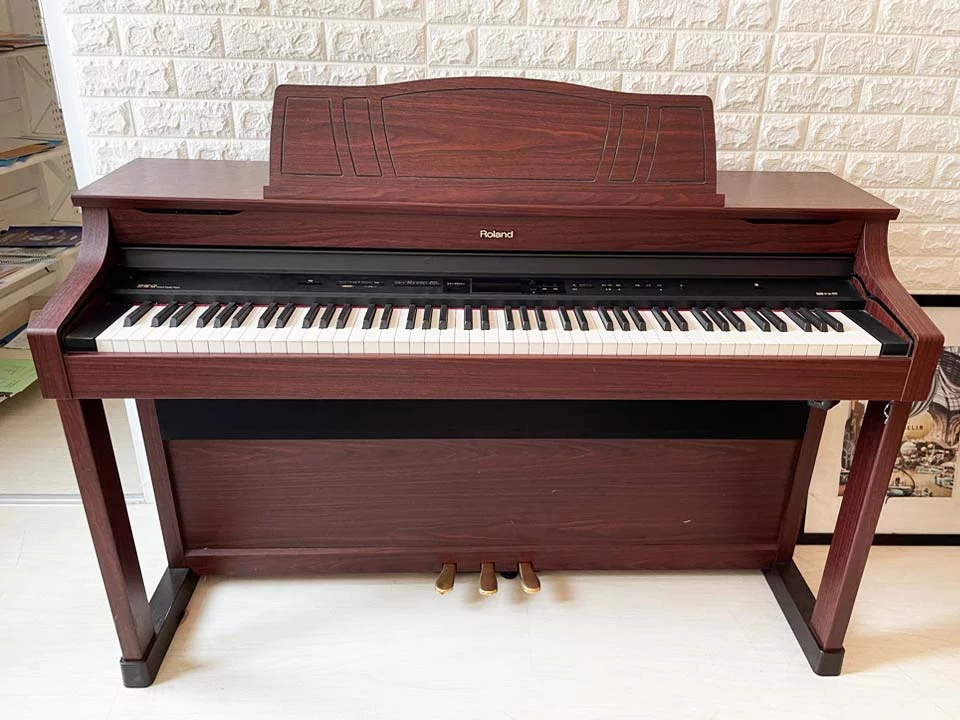 ROLAND HP-307 GP - Nah Music