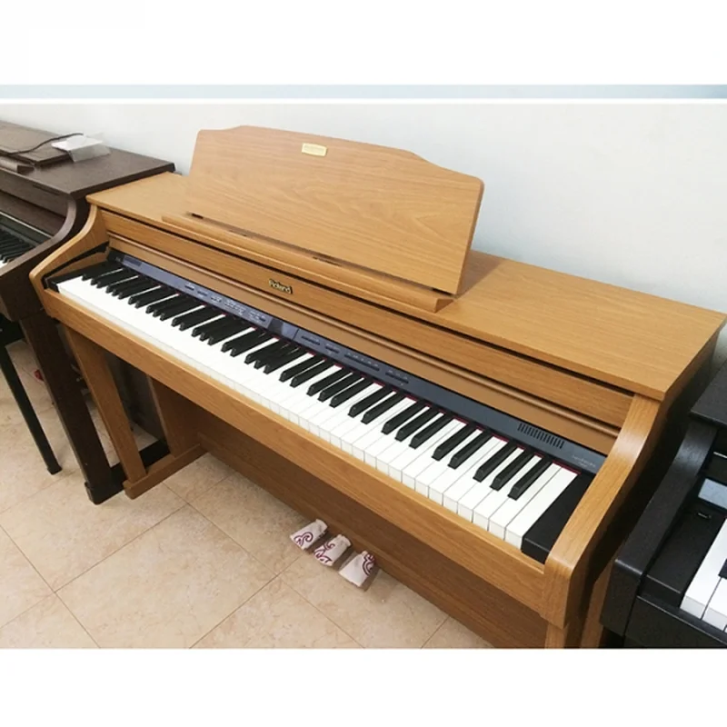 ROLAND HP-506 RW - Nah Music