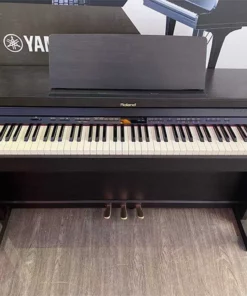 ROLAND HP-302 RW