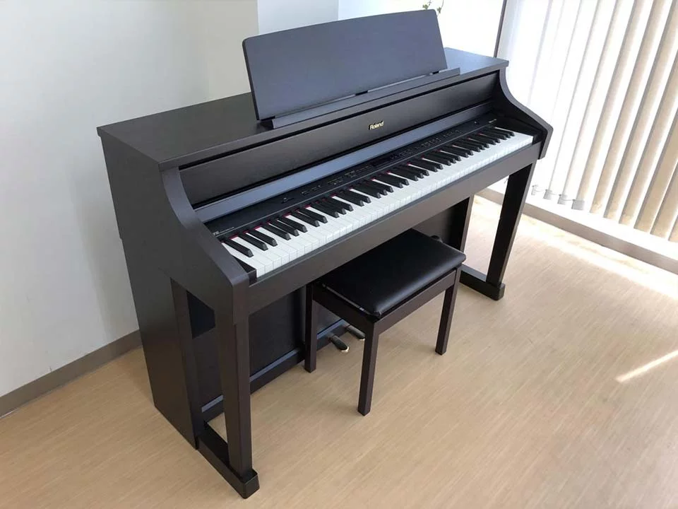 ROLAND HP-507 RW - Nah Music
