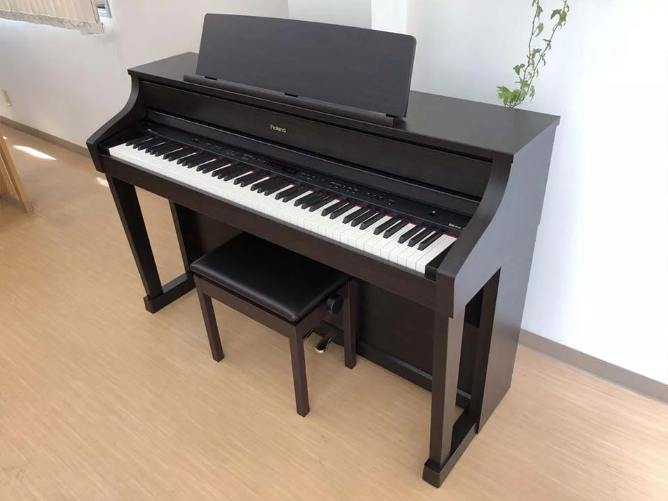 ROLAND HP-507 RW - Nah Music